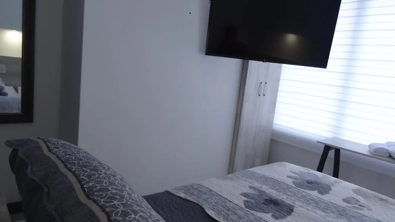 Ari Hotel Cali